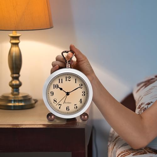 Tetino Analog Alarm Clock with Night Light and Silent Design