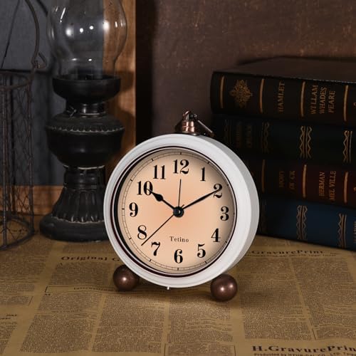 Tetino Analog Alarm Clock with Night Light and Silent Design