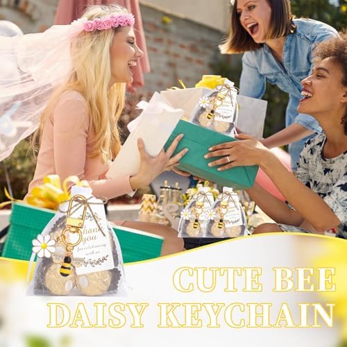 30 Piece Bee Daisy Keychain Wedding Favor Pack