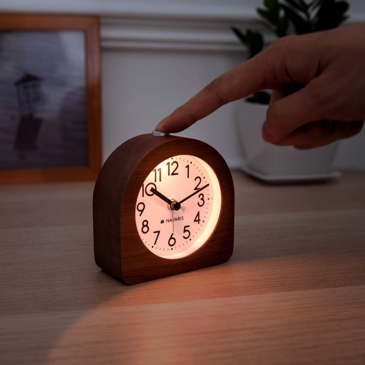 Navaris Wood Analog Alarm Clock - Dark Brown