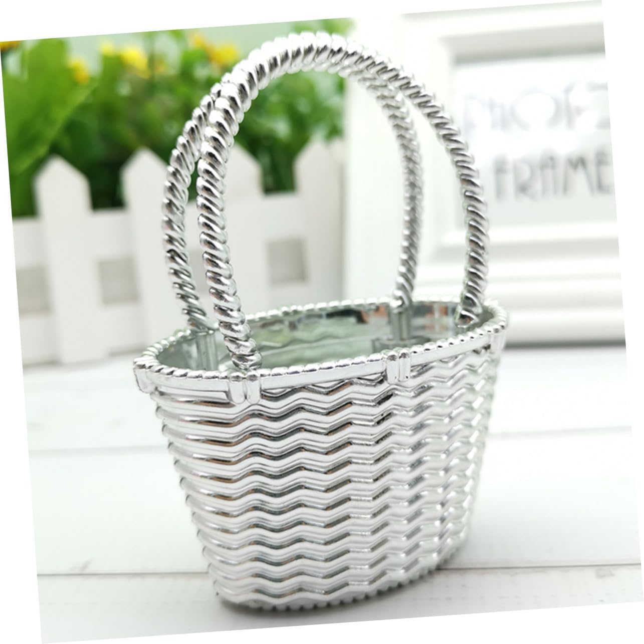 12pcs Creative Handheld Candy Baskets for Weddings and Parties