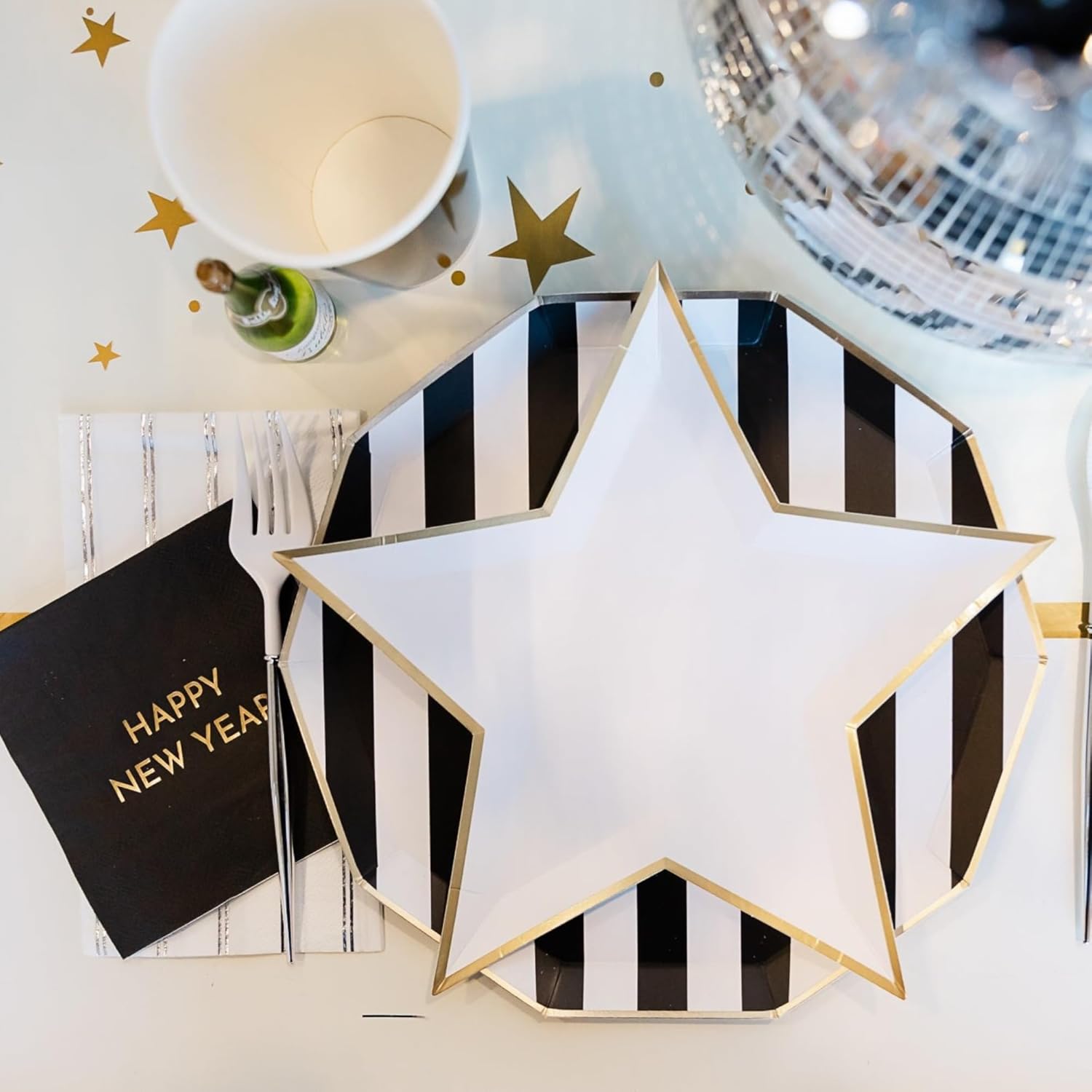 Bonjour Fete Blanc White Star Large Paper Plates Pack of 8