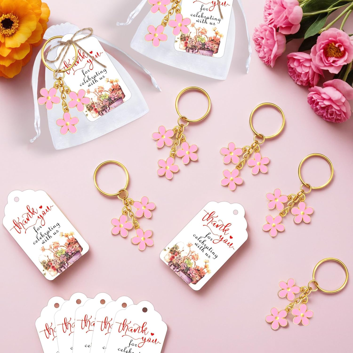 30 Piece Wedding Party Favors with Flowers Keychain and Organza Bag
