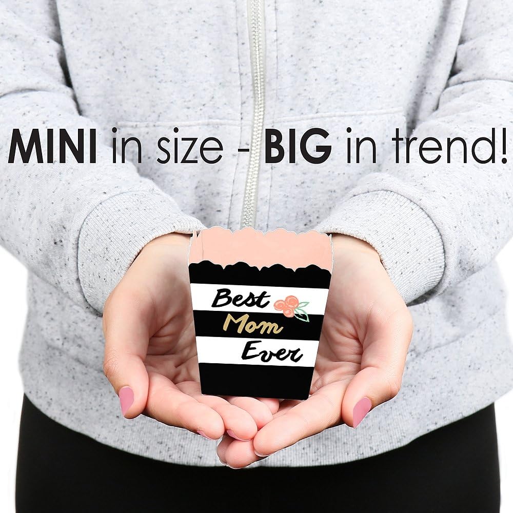 Big Dot of Happiness Best Mom Ever Party Favor Boxes 12 Pack